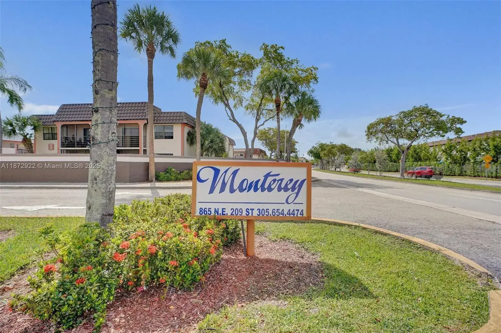 2 bedroom 2 bath Residential for sale at 871 NE 207 LN # 15, Miami FL 33179