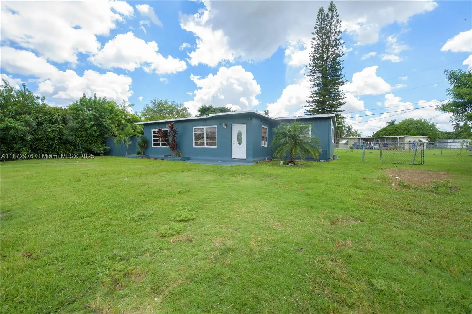 4 bedroom 1 bath Residential for sale at 15250 Harrison Drive, Homestead FL 33033