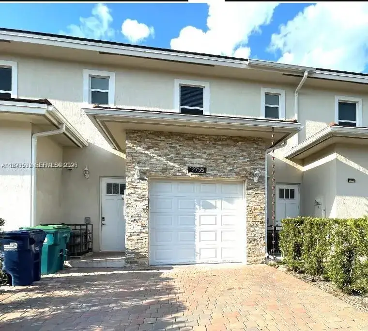 3 bedroom 3 bath Residential for sale at 12755 SW 247th St, Homestead FL 33032