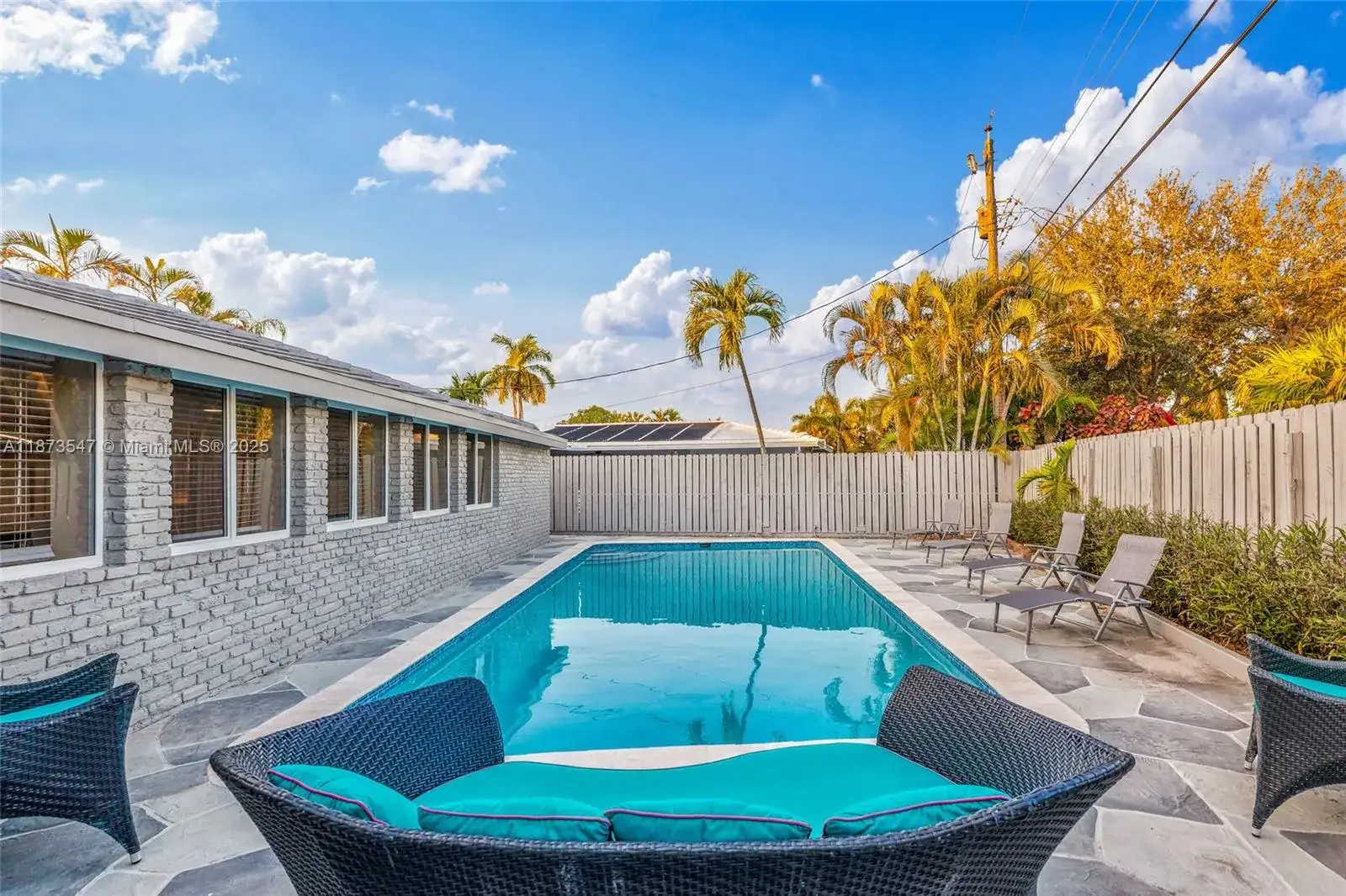 4 bedroom 3 bath Residential for sale at 5740 NE 19th Ave, Fort Lauderdale FL 33308