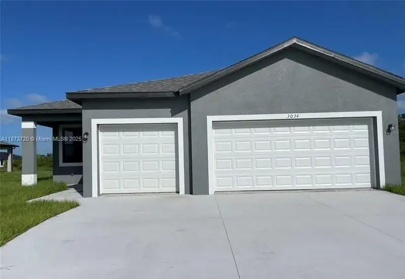 3 bedroom 2 bath Residential Lease for rent at 3034 E Briarwood Cir, La Belle FL 33935