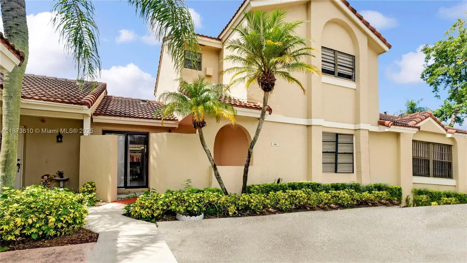 3 bedroom 2 bath Residential for sale at 6460 NW 170th Ter # 0, Hialeah FL 33015
