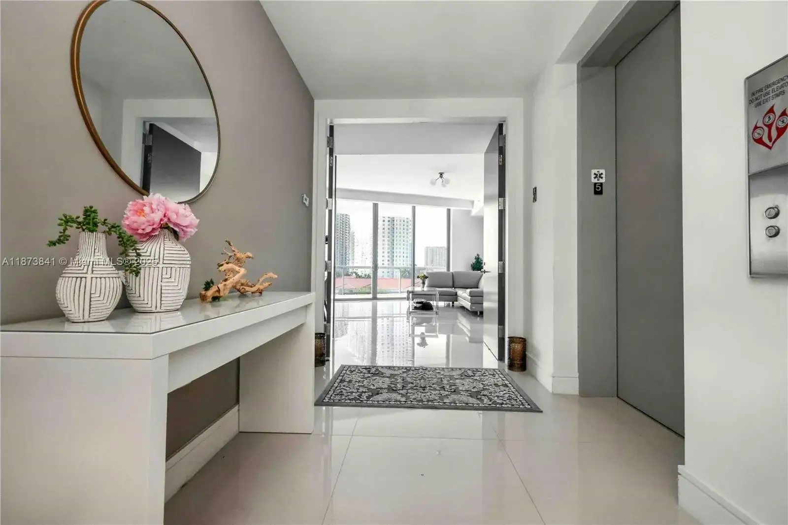 4 bedroom 4 bath Residential for sale at 3250 NE 188th St # 502, Aventura FL 33180