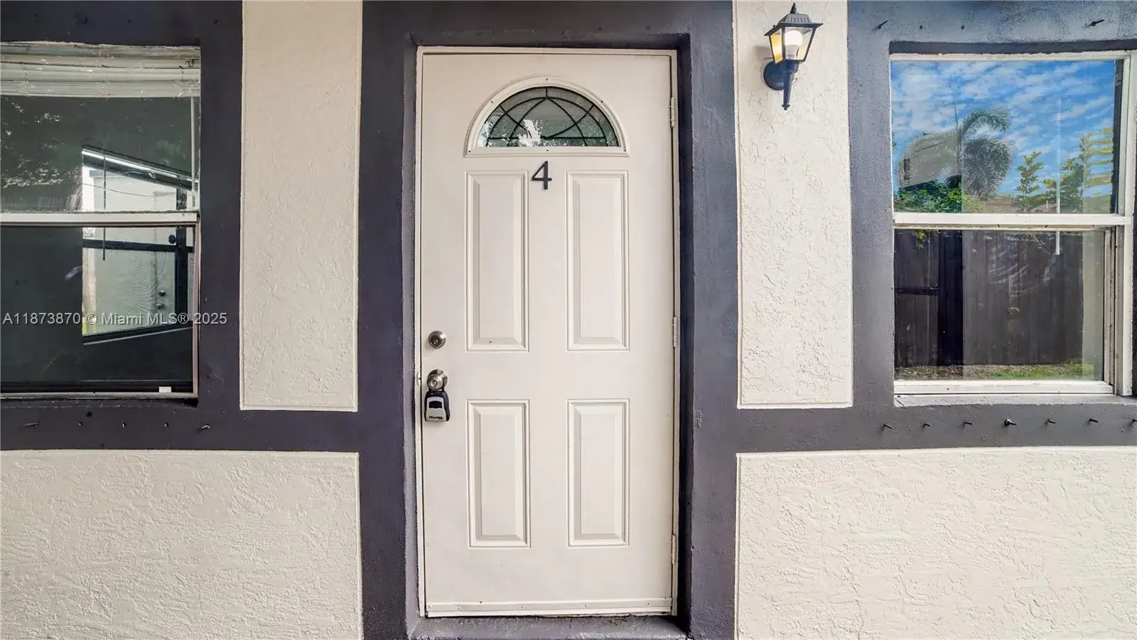 1 bedroom 1 bath Residential Lease for rent at 720 NW 4th Ave # 4, Fort Lauderdale FL 33311