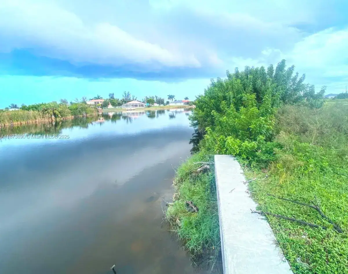 Land/Boat Docks for sale at 809 NW 29th Ave, Cape Coral FL 33993