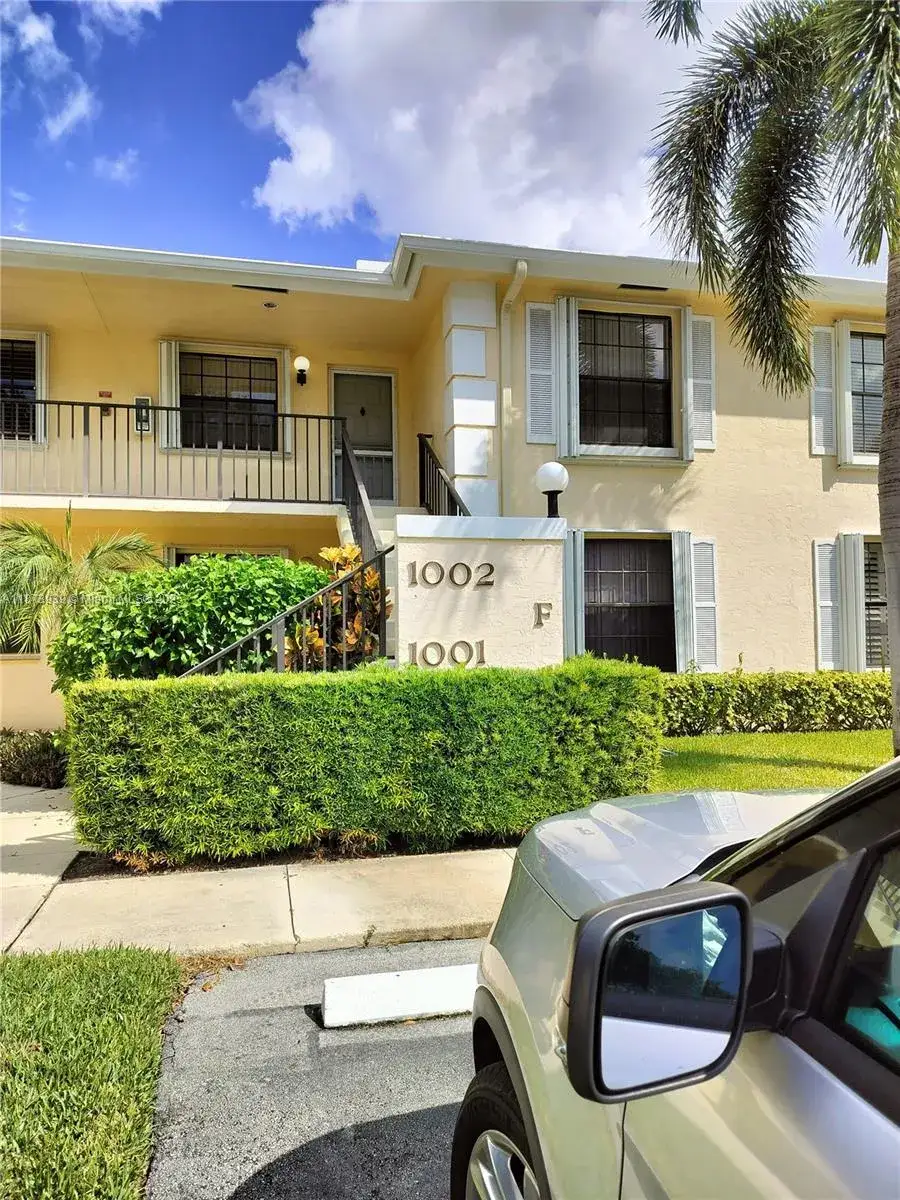2 bedroom 2 bath Residential Lease for rent at 1002 Keystone Dr # F, Jupiter FL 33458