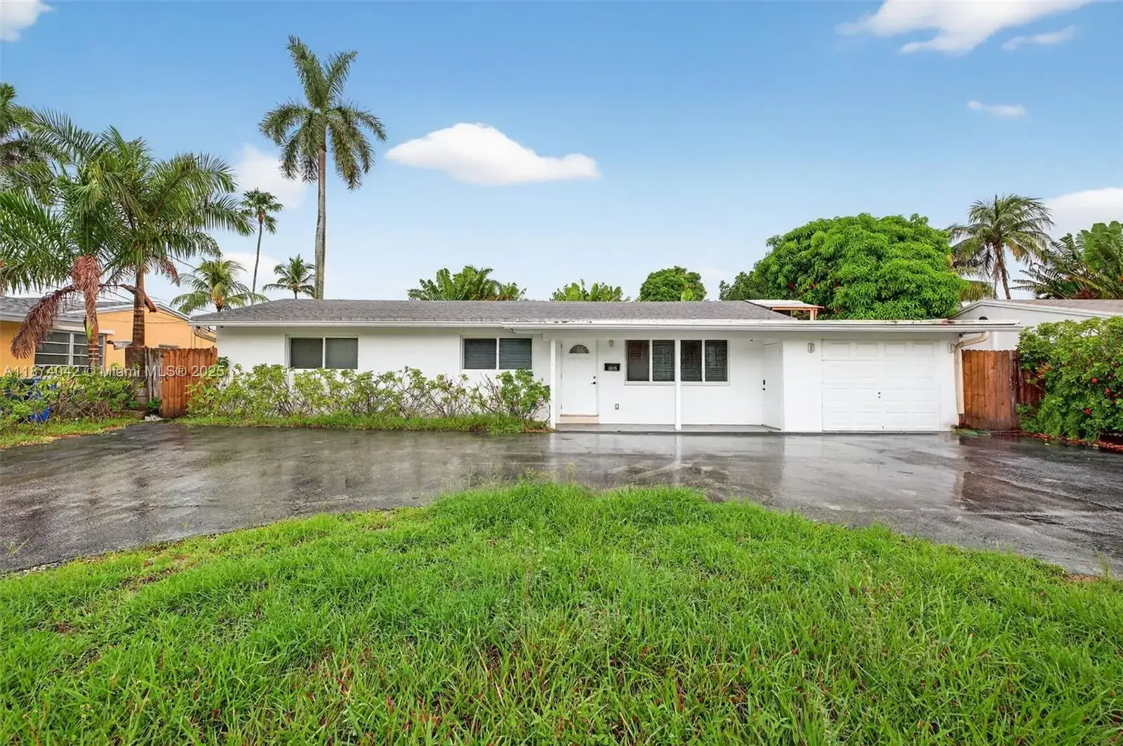 5 bedroom 4 bath Residential for sale at 3045 NE 16th Ave, Oakland Park FL 33334