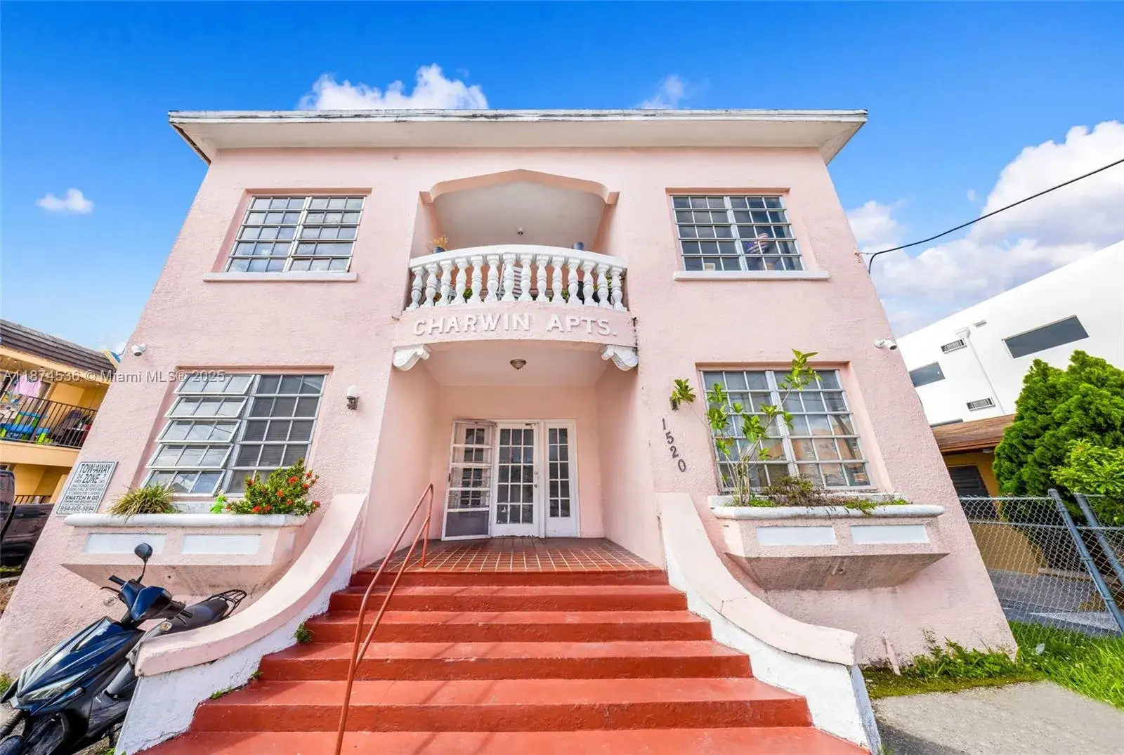 Commercial Sale for sale at 1520 NW 1st St, Miami FL 33125