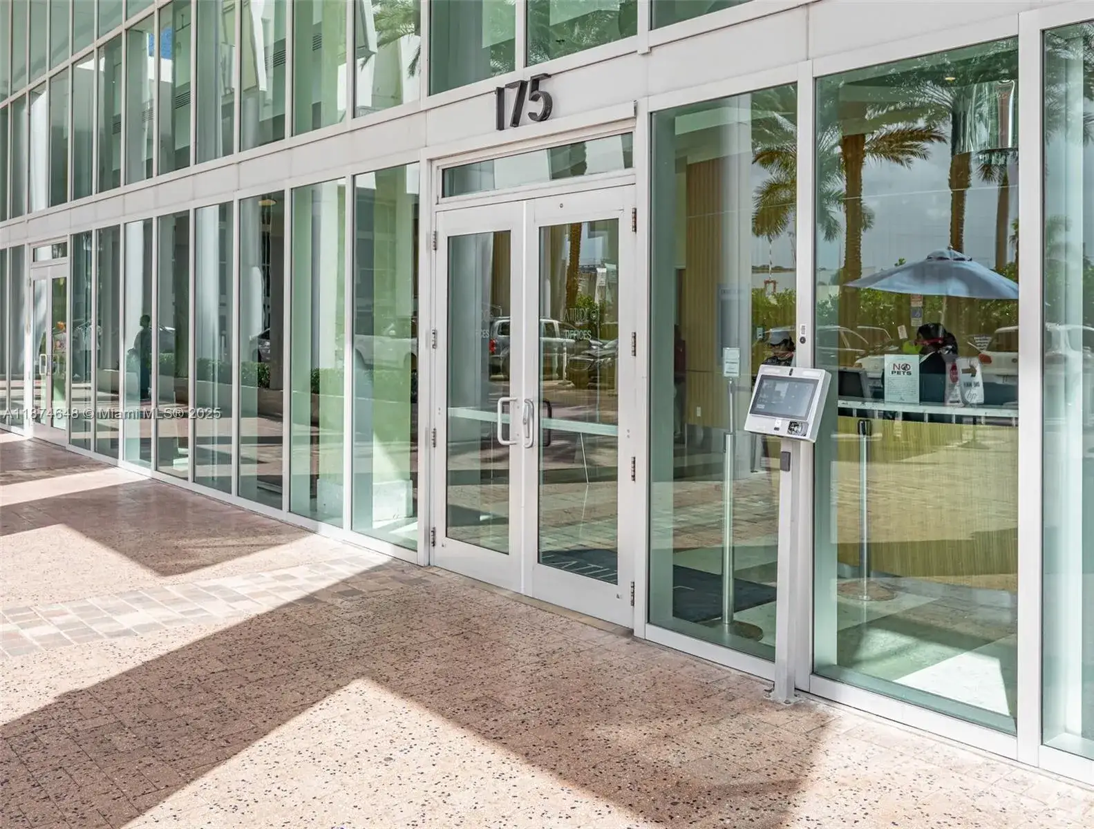 Commercial Sale for sale at 175 SW 7th St # 2003, Miami FL 33130