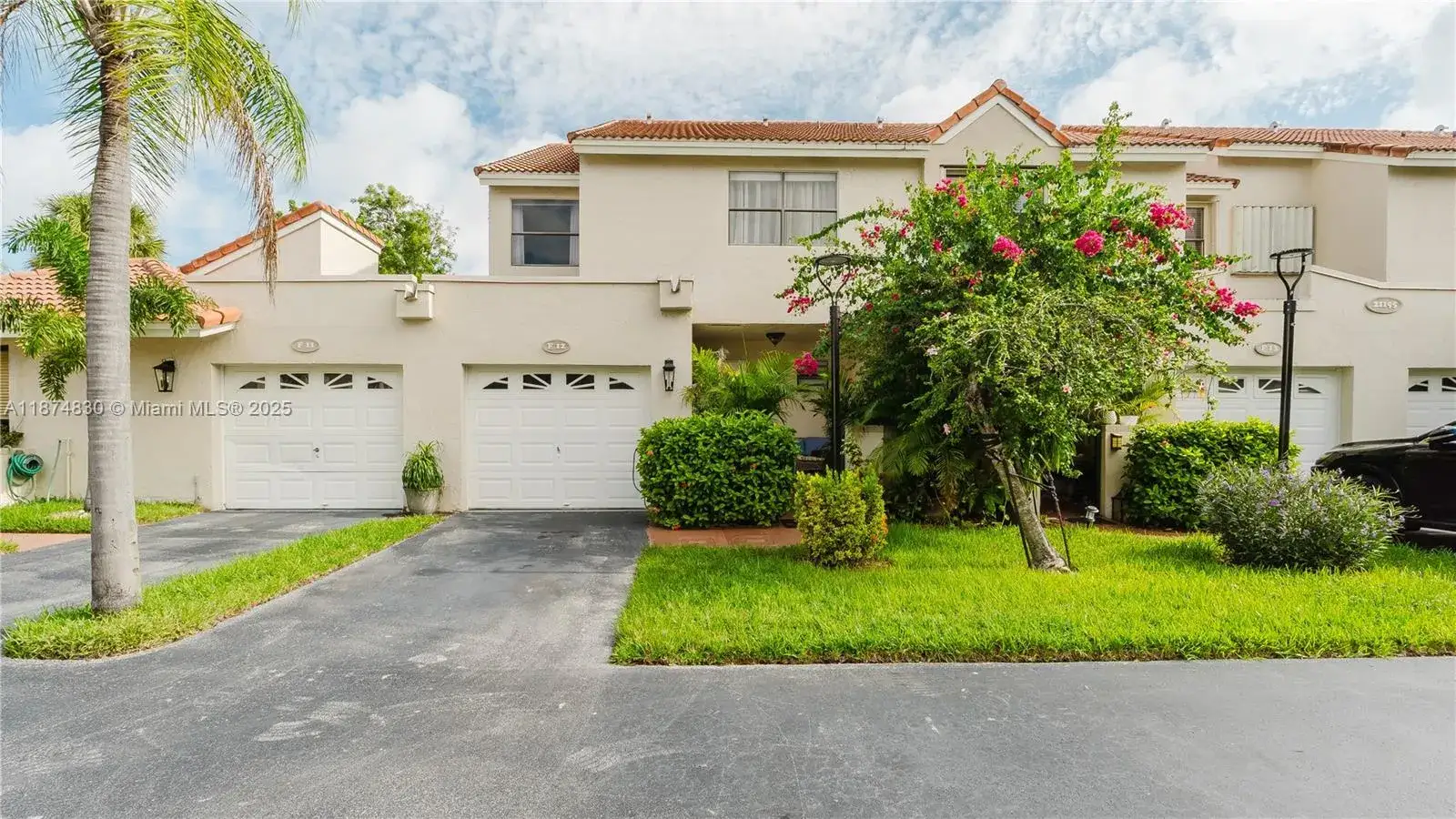 3 bedroom 2 bath Residential for sale at 21195 Helmsman Dr # F12, Aventura FL 33180