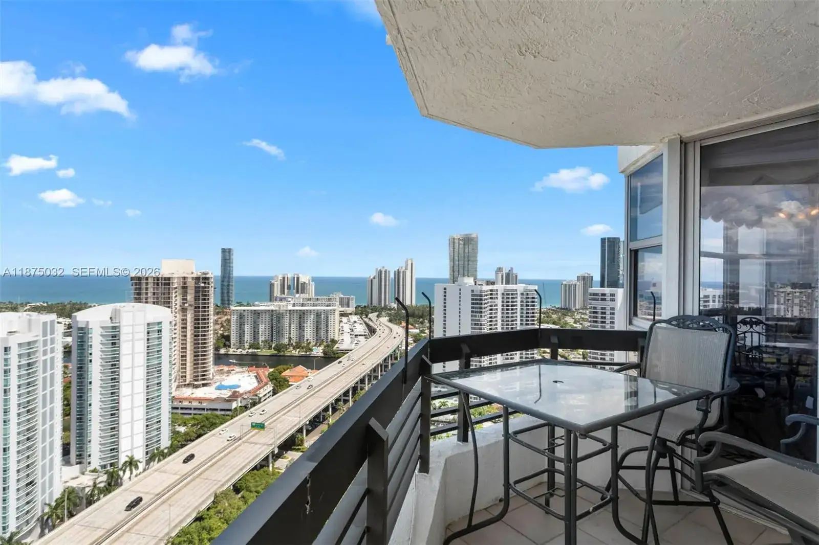 2 bedroom 2 bath Residential for sale at 3500 Mystic Pointe Dr # 3505, Aventura FL 33180