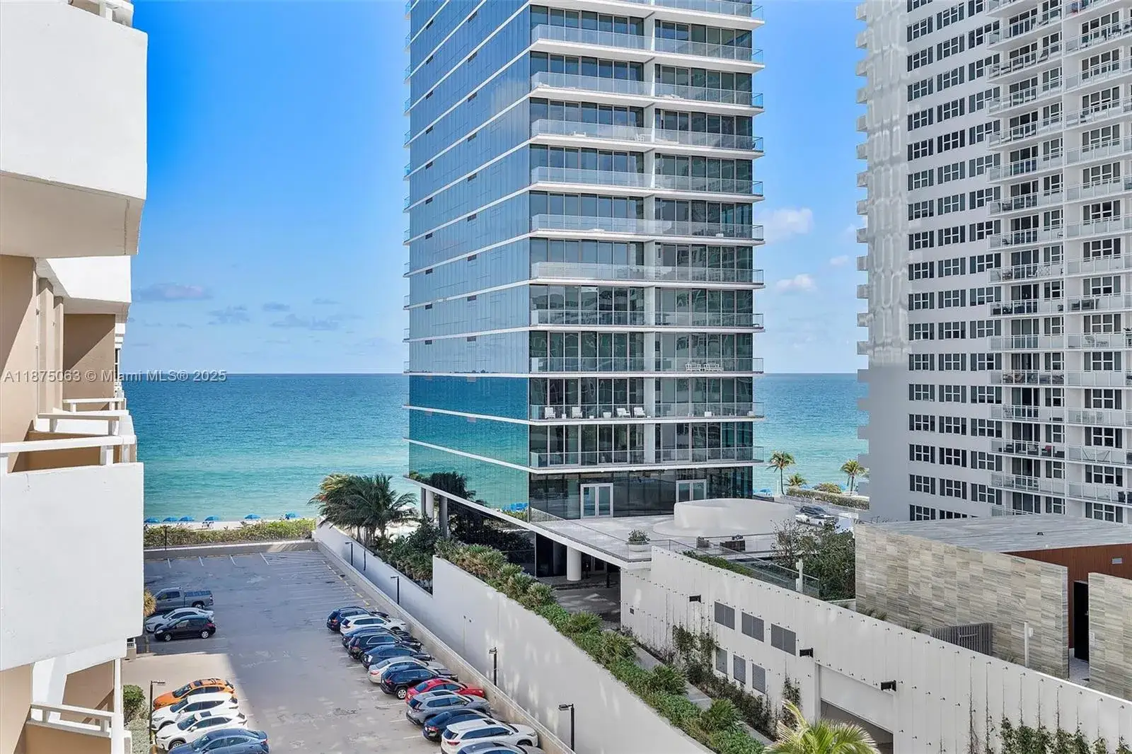 1 bedroom 1 bath Residential Lease for rent at 1980 S Ocean Dr # 7N, Hallandale Beach FL 33009