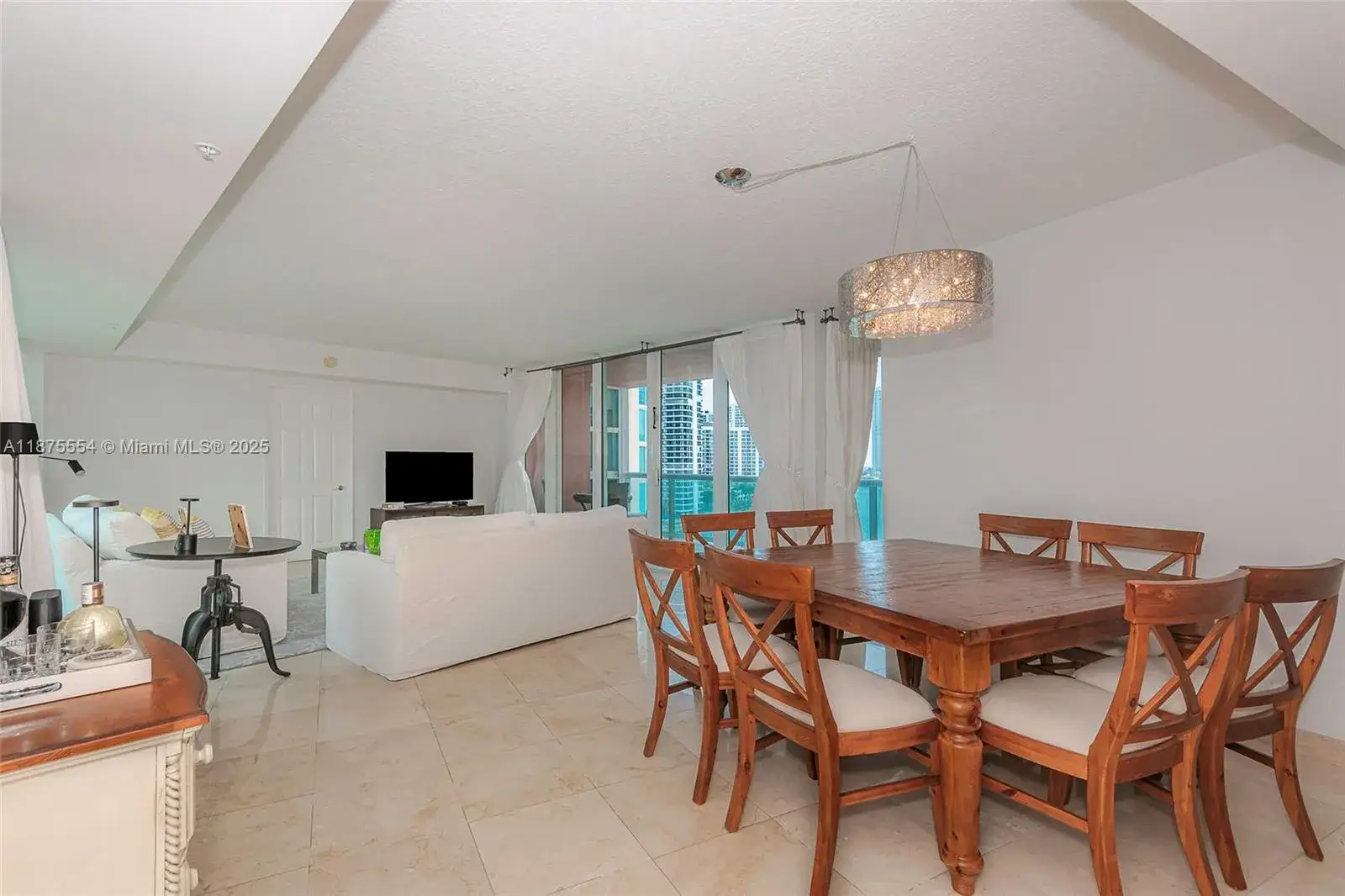 2 bedroom 2 bath Residential Lease for rent at 3370 Hidden Bay Dr # 906, Aventura FL 33180