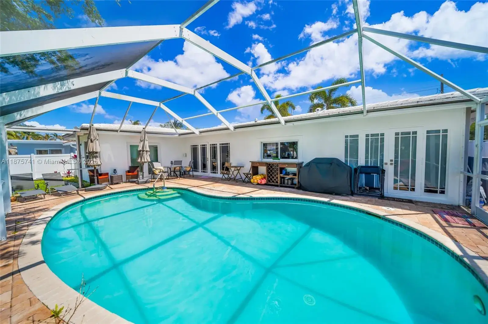 4 bedroom 4 bath Residential Lease for rent at 31 SE 12th St, Pompano Beach FL 33060