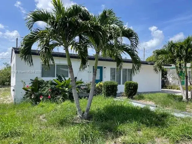 3 bedroom 2 bath Residential for sale at 1117 W 26th Ct, Riviera Beach FL 33404