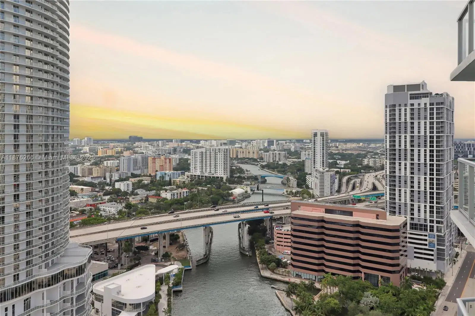 1 bath Residential for sale at 185 SW 7th St # 2900, Miami FL 33130