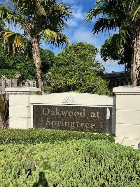 2 bedroom 1 bath Residential Lease for rent at 9604 NW 49th St, Sunrise FL 33351