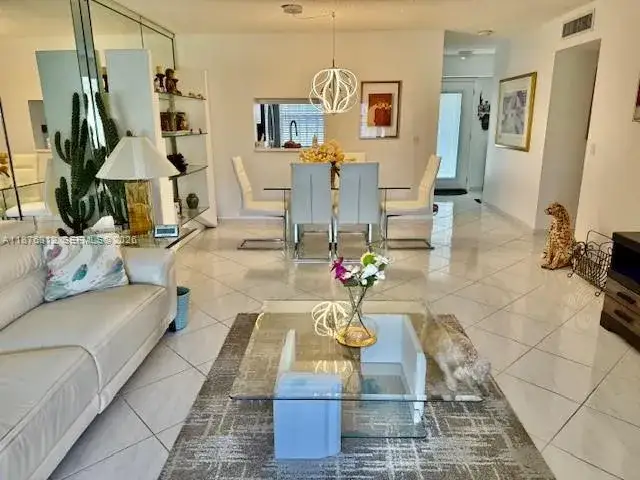 2 bedroom 2 bath Residential for sale at 1025 SE 4th Ave # 101, Dania Beach FL 33004