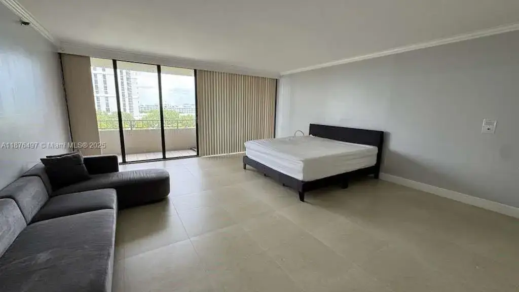 2 bedroom 2 bath Residential for sale at 11113 Biscayne Blvd # 552, Miami FL 33181