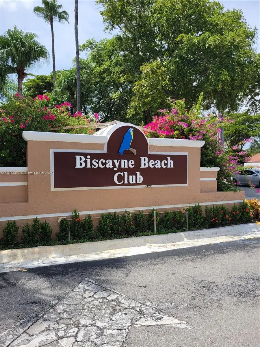 1 bedroom 1 bath Residential Lease for rent at 10440 SW 156th Ct # 726, Miami FL 33196