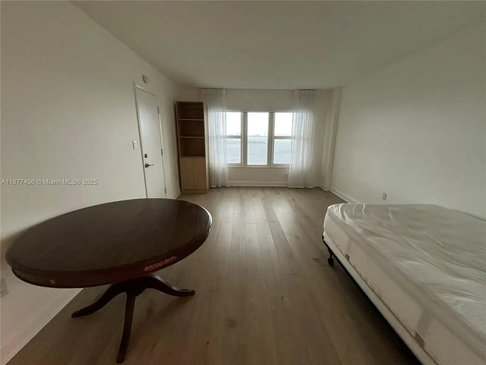 1 bath Residential Lease for rent at 11111 Biscayne Blvd # 11A, Miami FL 33181