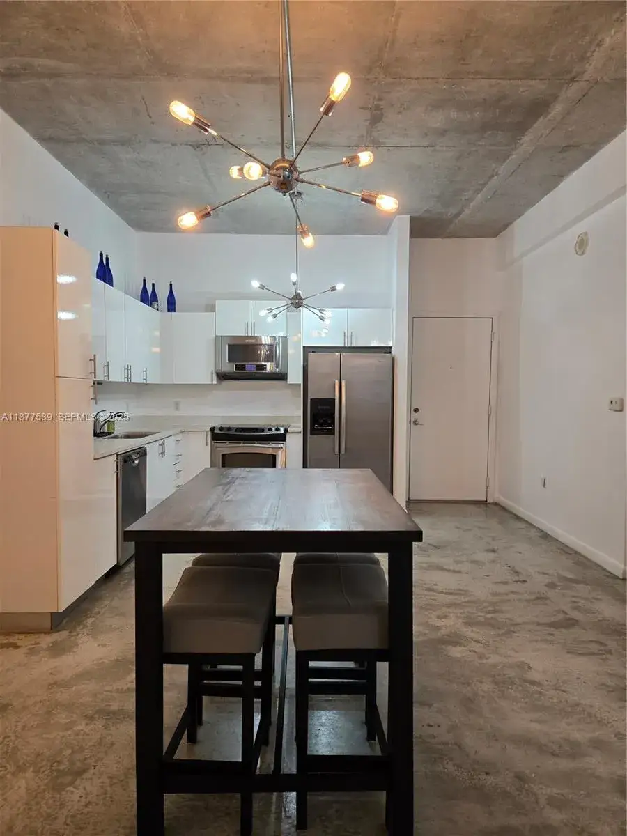 1 bedroom 1 bath Residential for sale at 234 NE 3rd St # 1104, Miami FL 33132