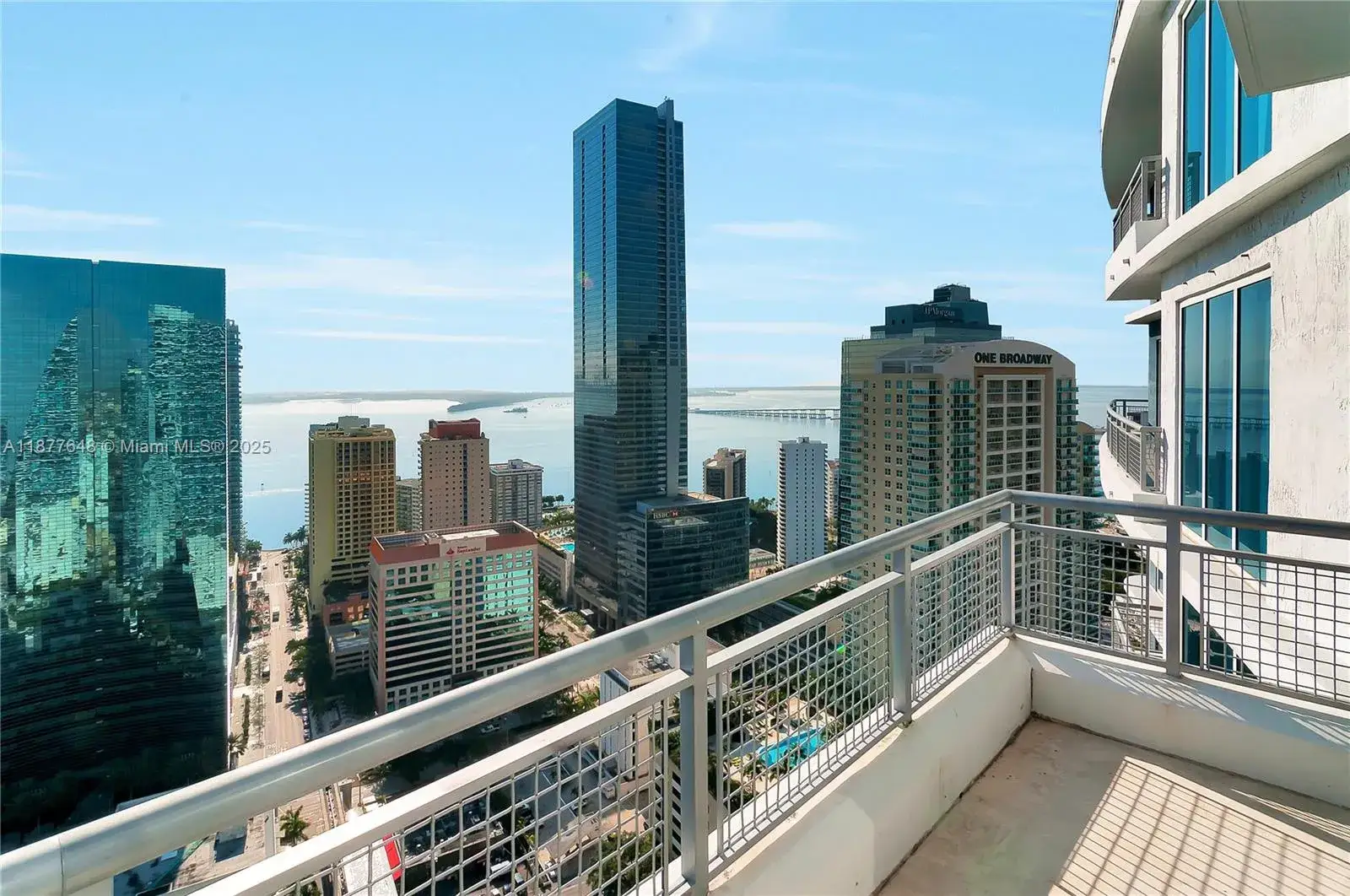 2 bedroom 2 bath Residential for sale at 60 SW 13th St # 3402, Miami FL 33130