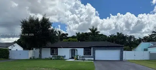 2 bedroom 1 bath Residential Lease for rent at 15534 SW 153rd St, Miami FL 33187