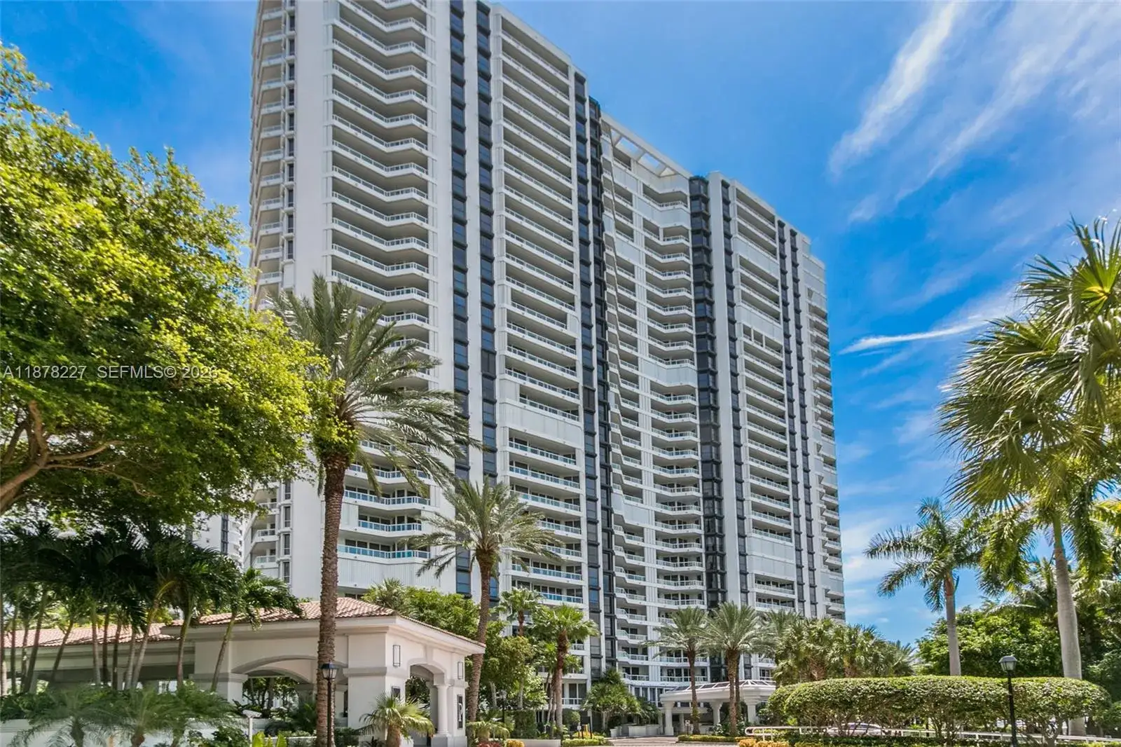 3 bedroom 2 bath Residential for sale at 21055 NE Yacht Club Dr # 1603, Aventura FL 33180