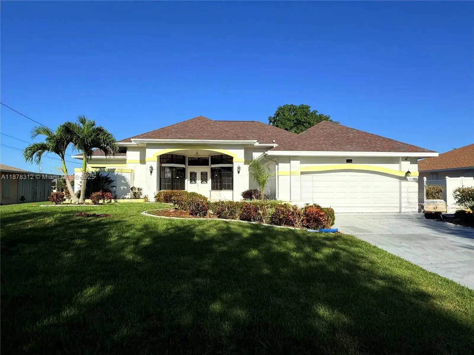 3 bedroom 2 bath Residential for sale at 26 SE 13 Ave, Cape Coral FL 33990
