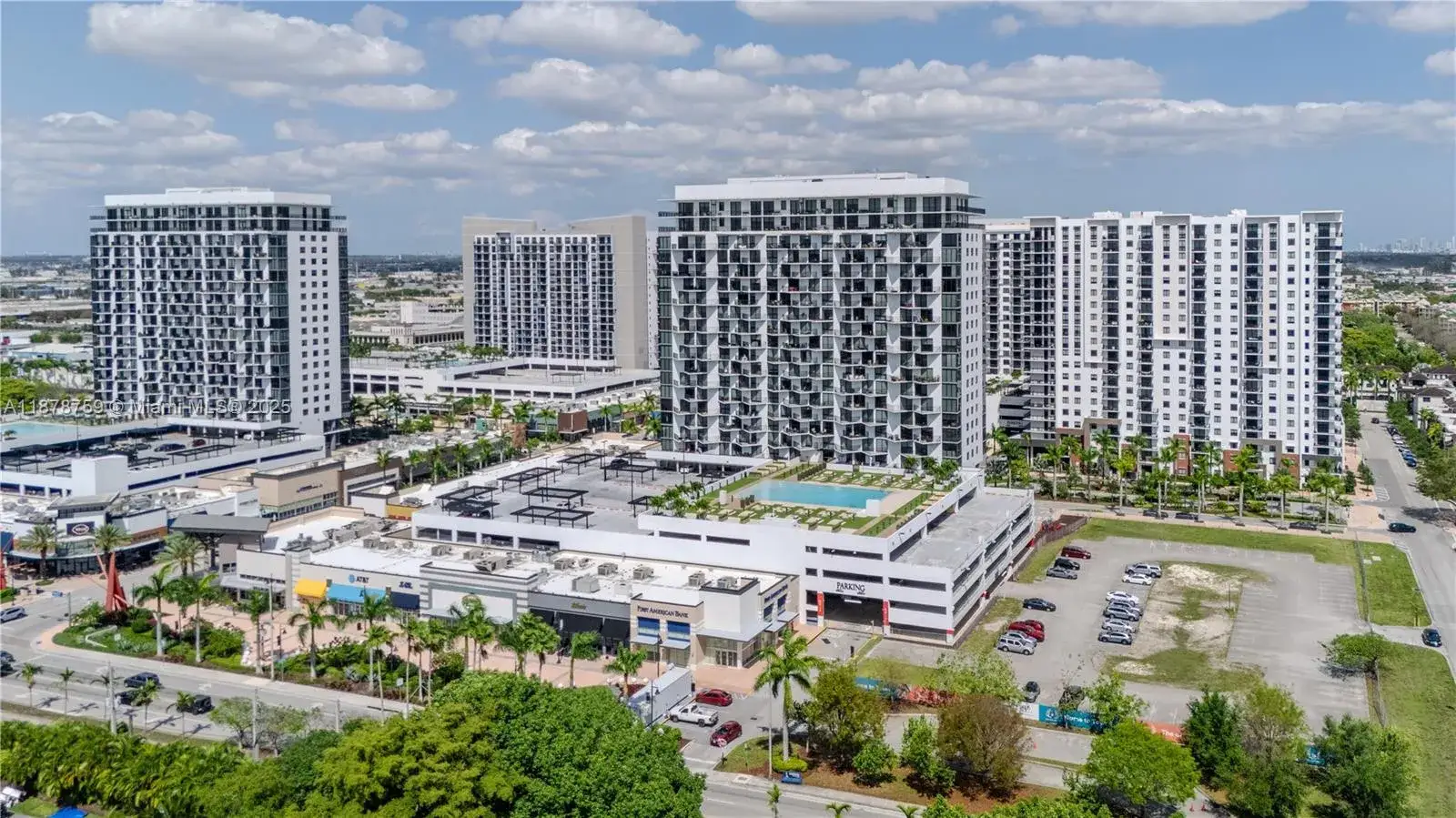3 bedroom 2 bath Residential for sale at 5252 NW 85th Ave # 1402, Doral FL 33166
