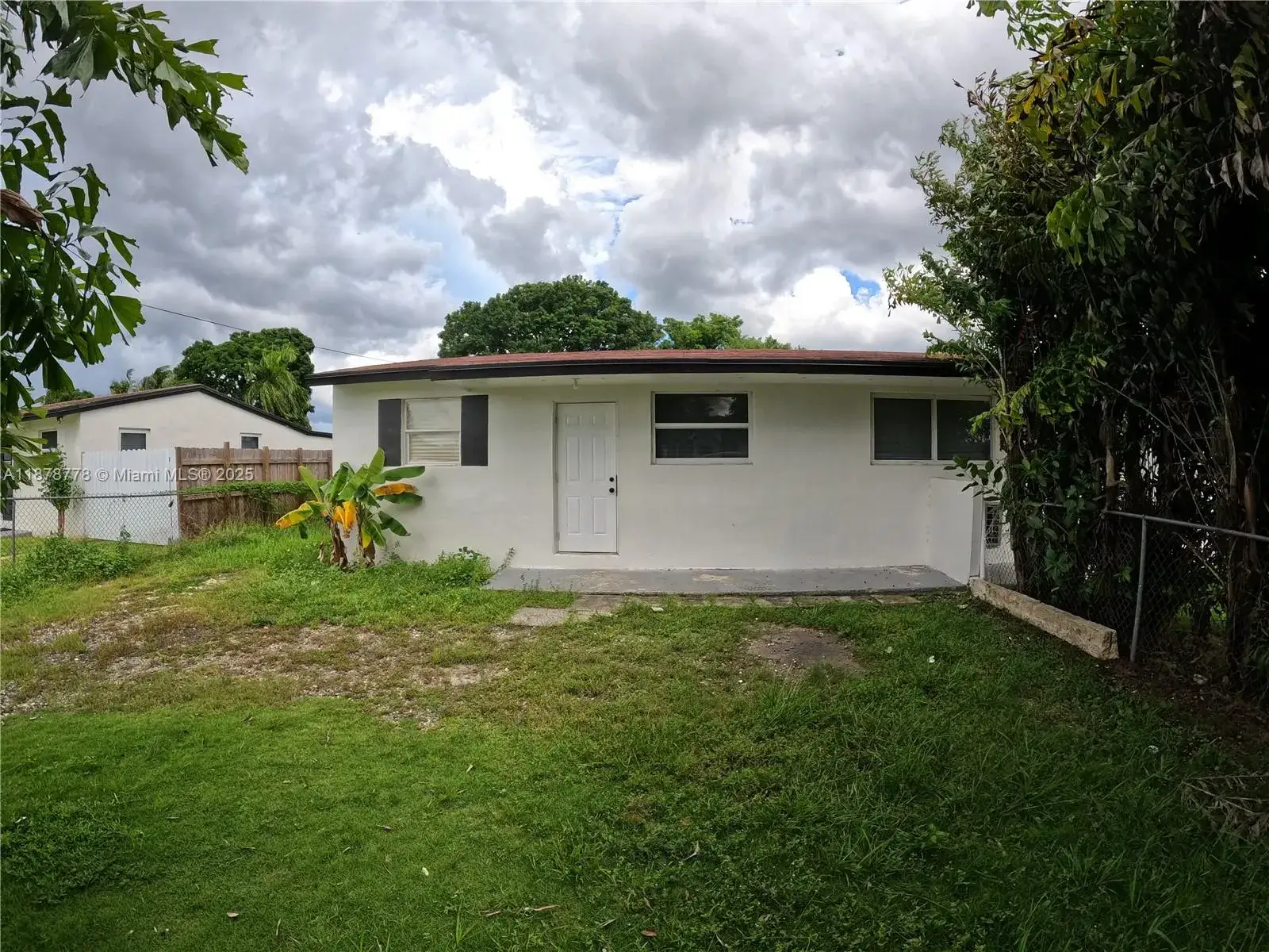3 bedroom 1 bath Residential Lease for rent at 26633 SW 138th Ct # 1, Homestead FL 33032