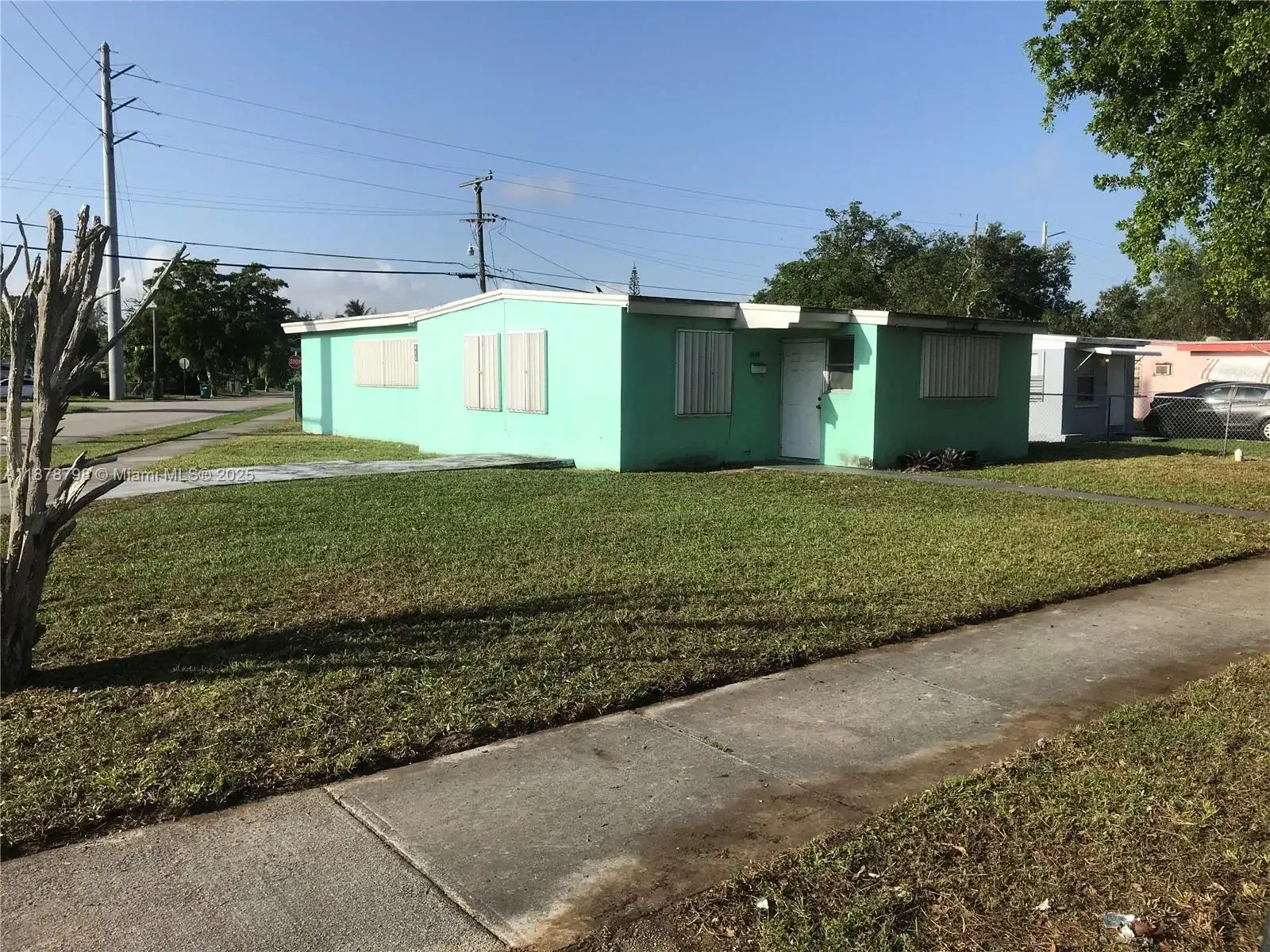 3 bedroom 2 bath Residential for sale at 2010 Rutland St, Opa-Locka FL 33054