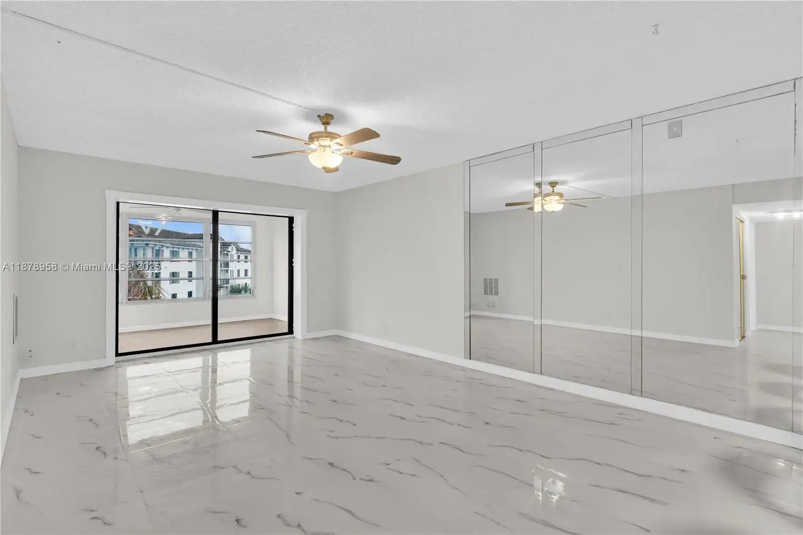 2 bedroom 2 bath Residential Lease for rent at 9355 SW 8th St # 425, Boca Raton FL 33428