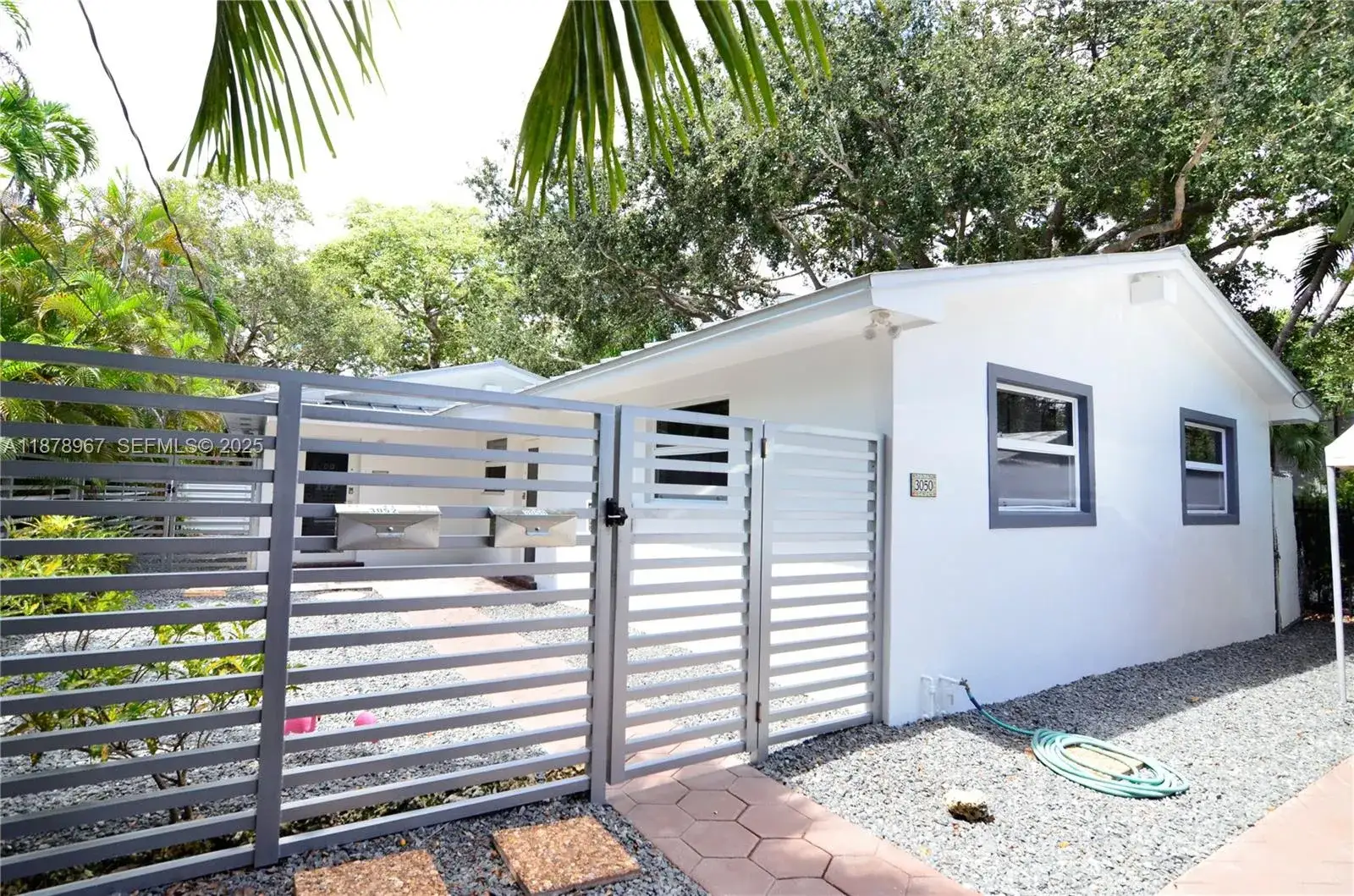 2 bedroom 1 bath Residential Lease for rent at 3050 VIRGINIA ST, Miami FL 33133