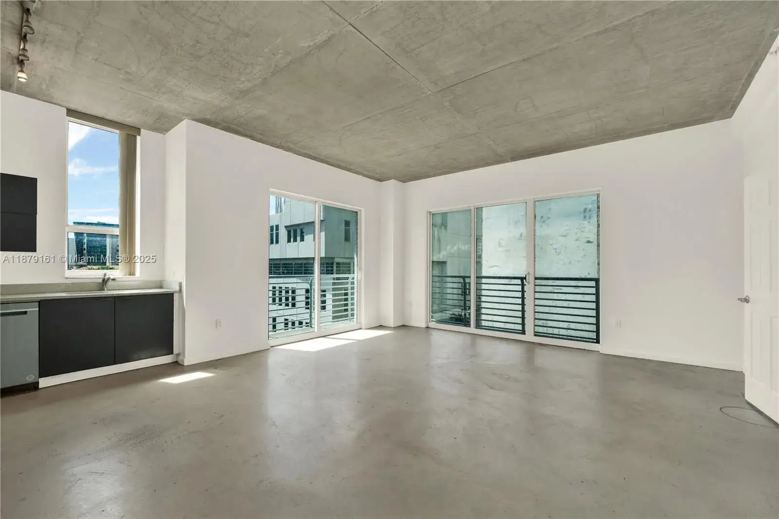 2 bedroom 2 bath Residential for sale at 234 NE 3rd St # 601, Miami FL 33132