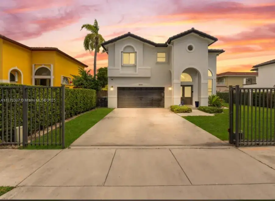 3 bedroom 2 bath Residential for sale at 15931 SW 61st Ln, Miami FL 33193