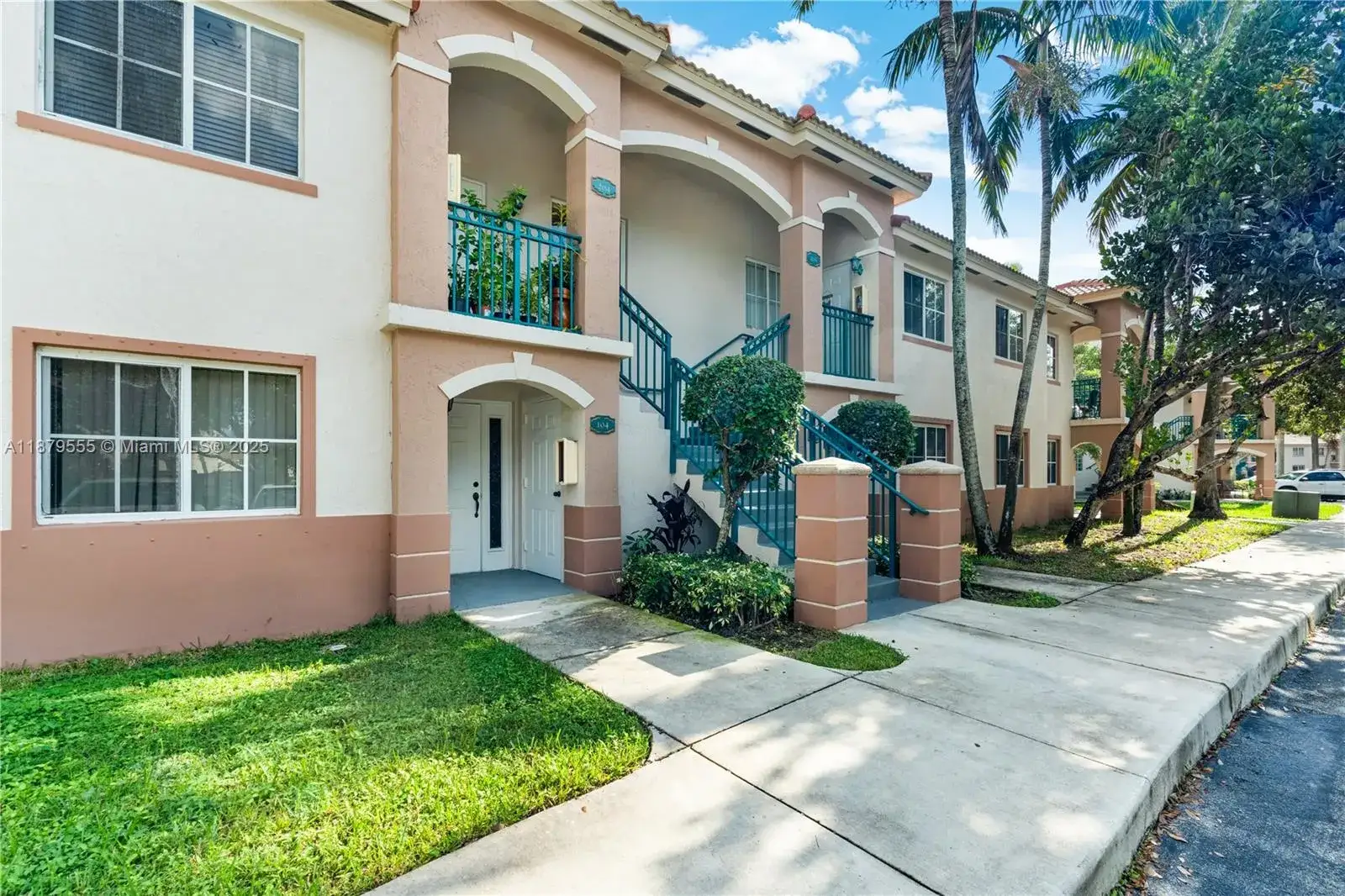 2 bedroom 2 bath Residential for sale at 2921 SE 13th Ave # 48, Homestead FL 33035