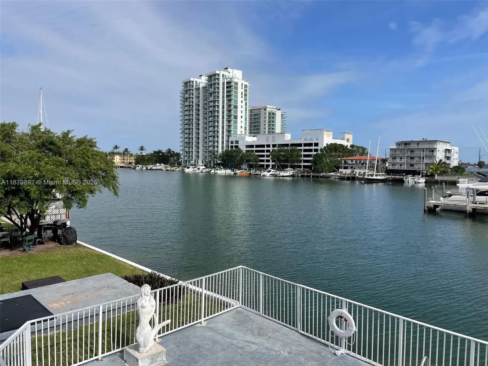 1 bedroom 1 bath Residential Lease for rent at 7917 West Dr # 17, North Bay Village FL 33141
