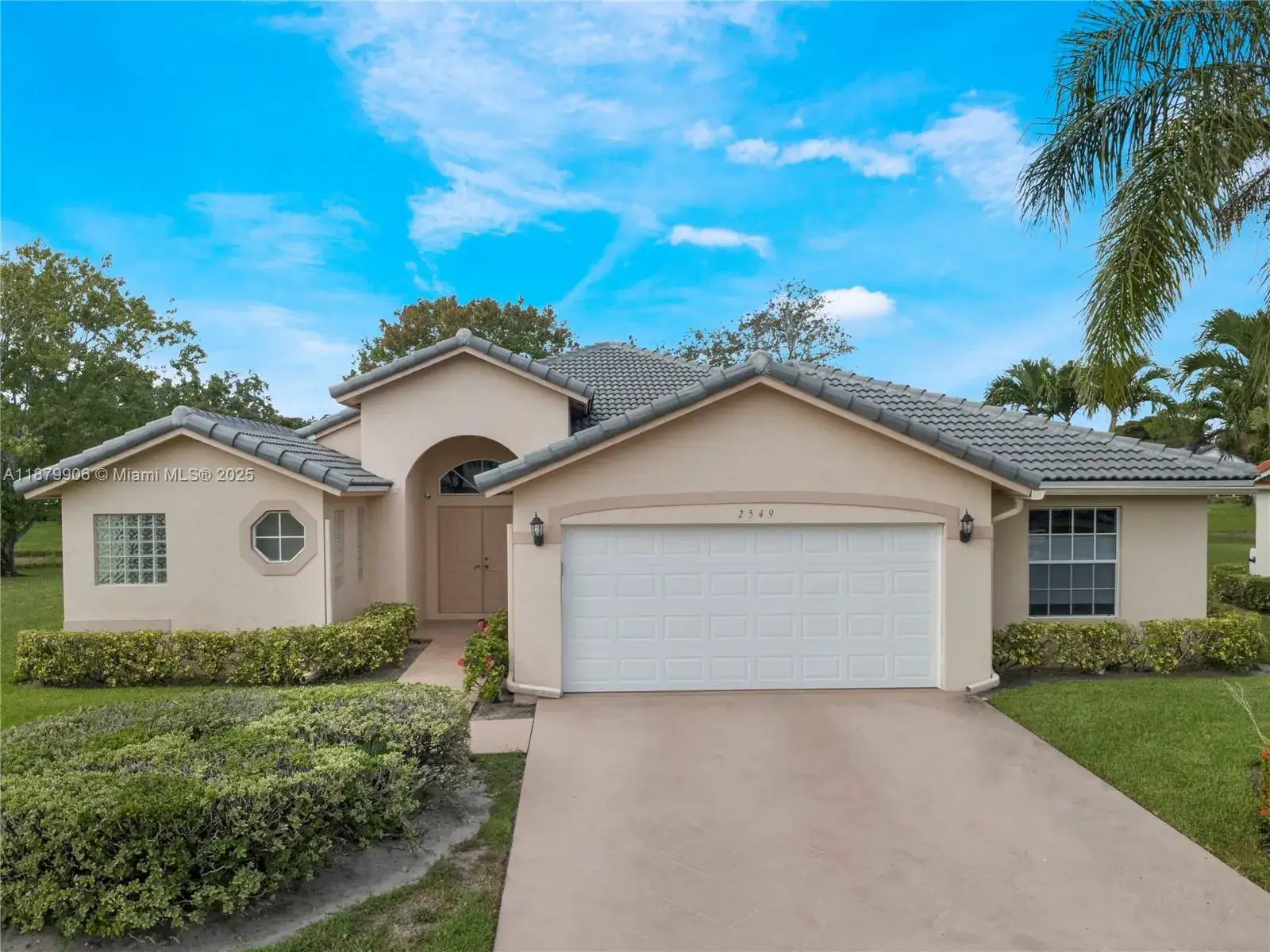 3 bedroom 2 bath Residential Lease for rent at 2549 Egret Lake Dr, Green Acres FL 33413