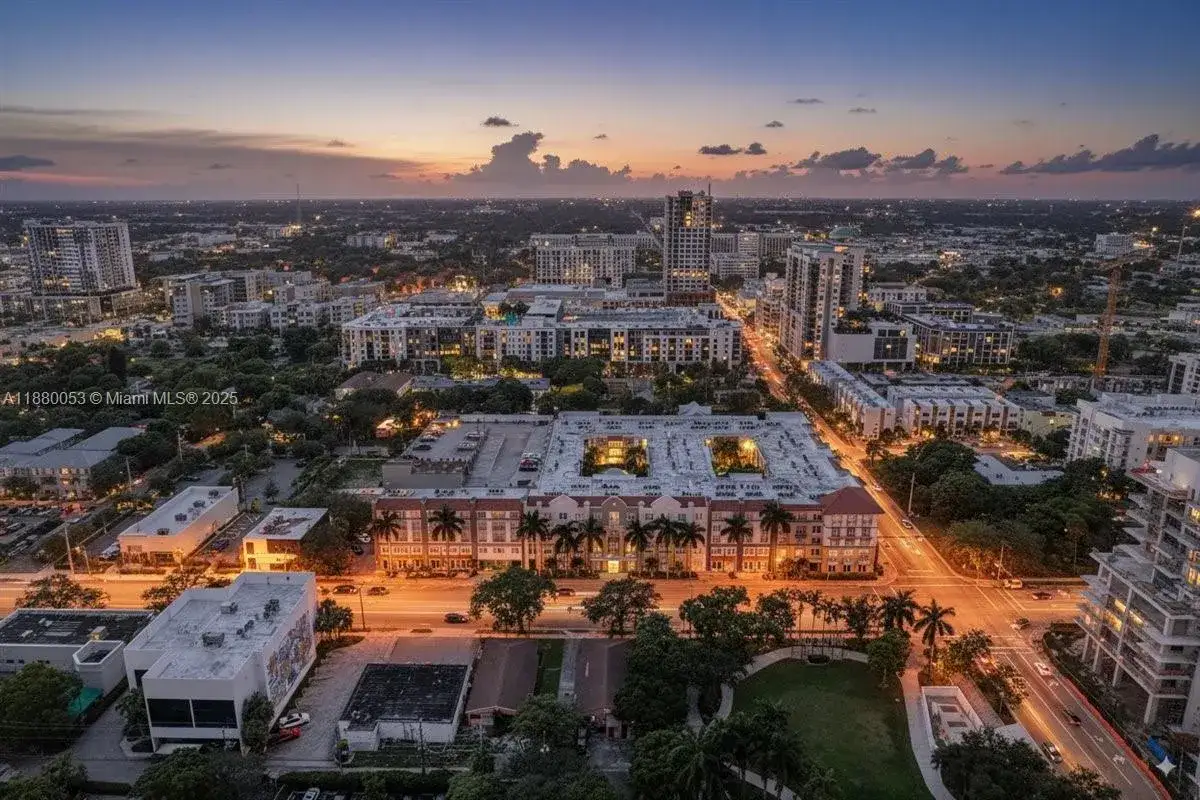 2 bedroom 2 bath Residential for sale at 533 NE 3rd Ave # 304, Fort Lauderdale FL 33301