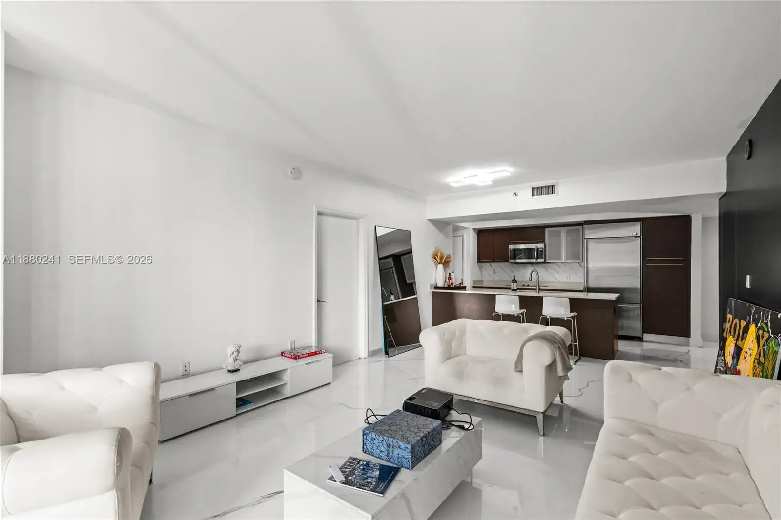 2 bedroom 2 bath Residential for sale at 55 SE 6th St # 1203, Miami FL 33131