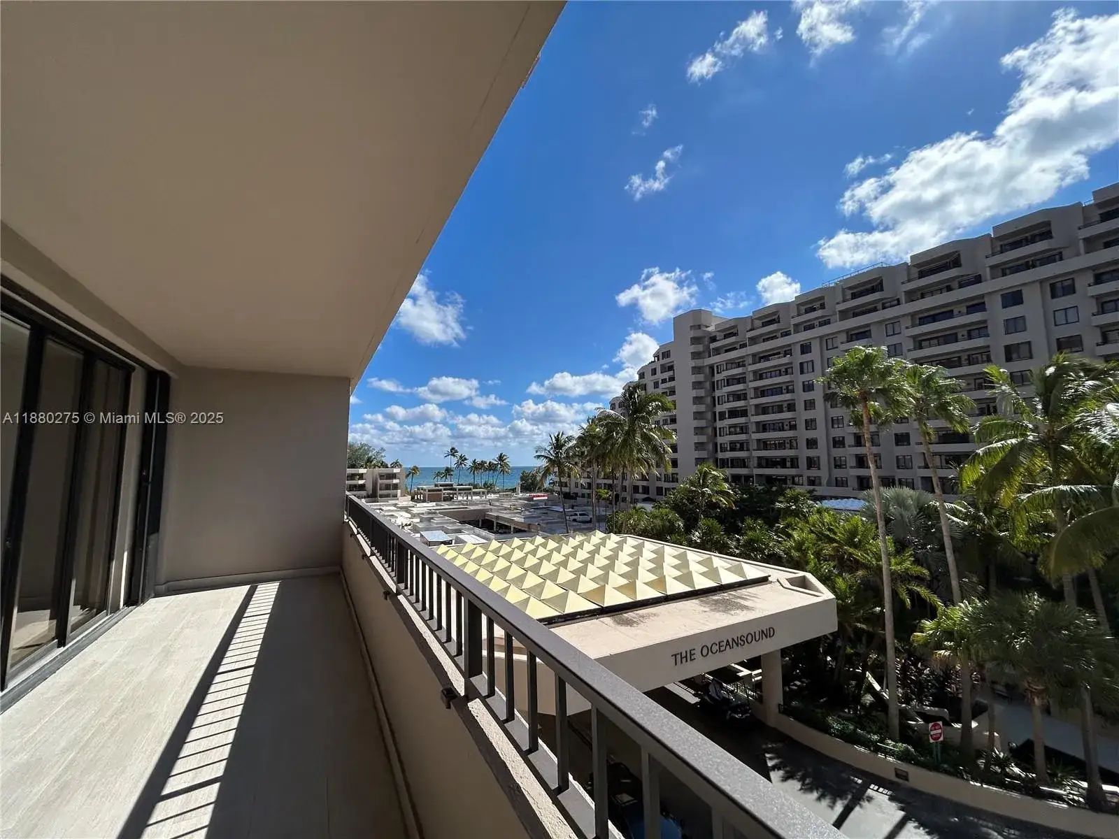 2 bedroom 2 bath Residential for sale at 251 Crandon Blvd # 424, Key Biscayne FL 33149