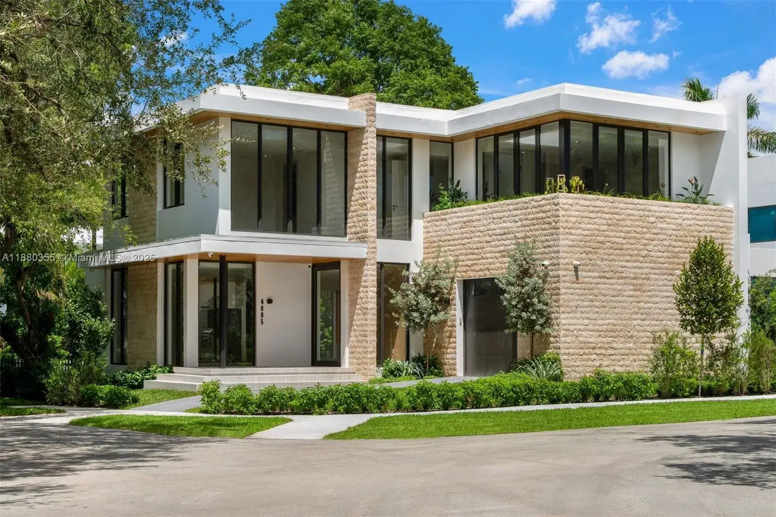 5 bedroom 5 bath Residential for sale at 4095 Hardie Ave, Miami FL 33133