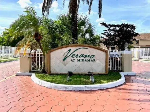 2 bedroom 2 bath Residential Lease for rent at 8043 SW 21st Ct # 8043, Miramar FL 33025