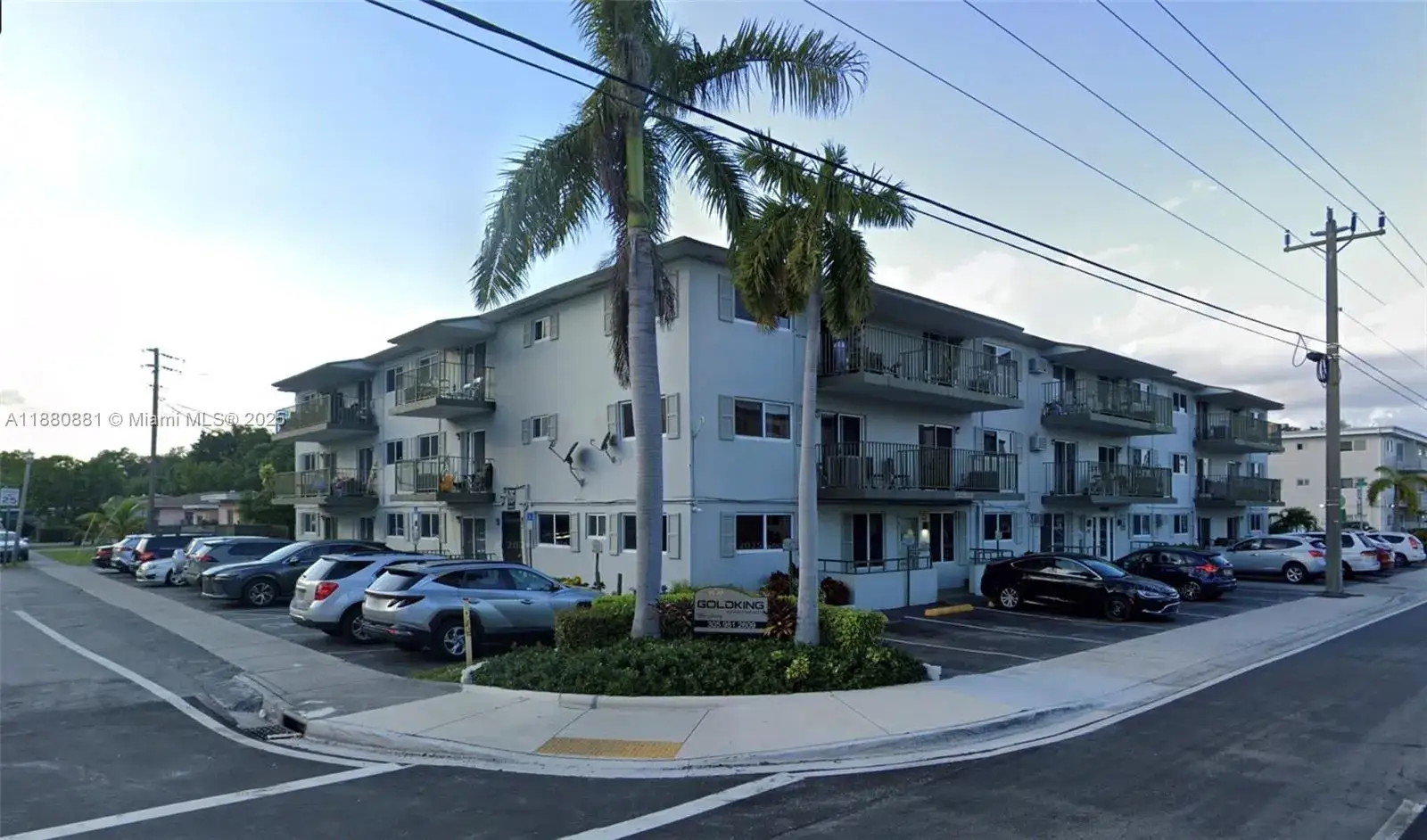 1 bedroom 1 bath Residential Lease for rent at 13285 NE 6th Ave # 301, North Miami FL 33161