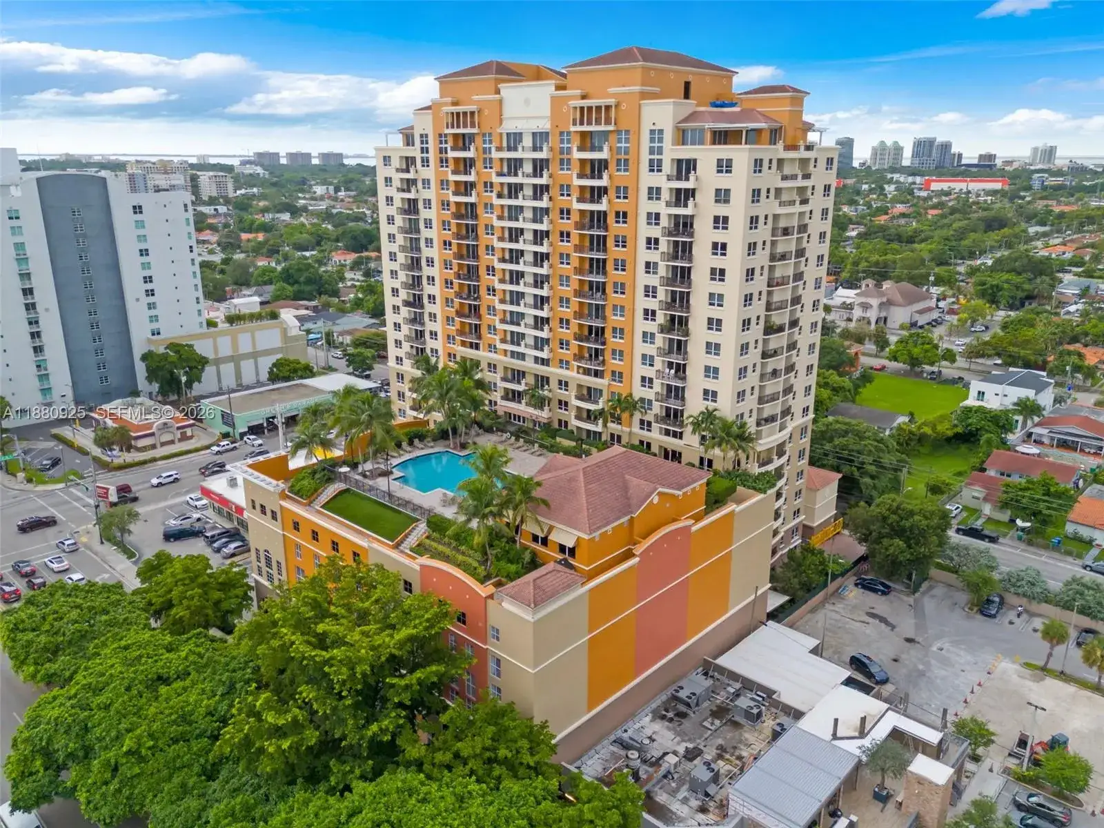 3 bedroom 3 bath Residential for sale at 3232 SW 22nd Ter # 801, Miami FL 33145