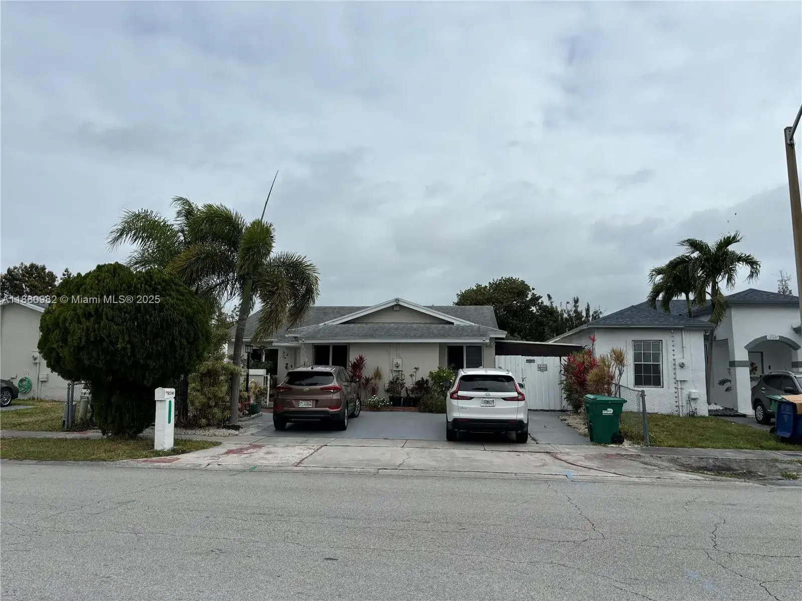 3 bedroom 2 bath Residential for sale at 12343 SW 195th Ter, Miami FL 33177