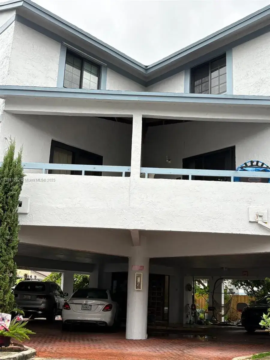 4 bedroom 3 bath Residential for sale at 1405 SW 122nd Ave # 13, Miami FL 33184