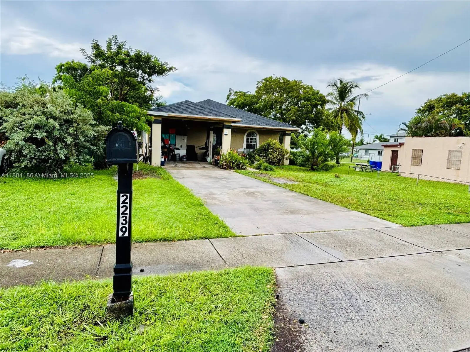 3 bedroom 2 bath Residential for sale at 2239 ATLANTA ST, Hollywood FL 33020